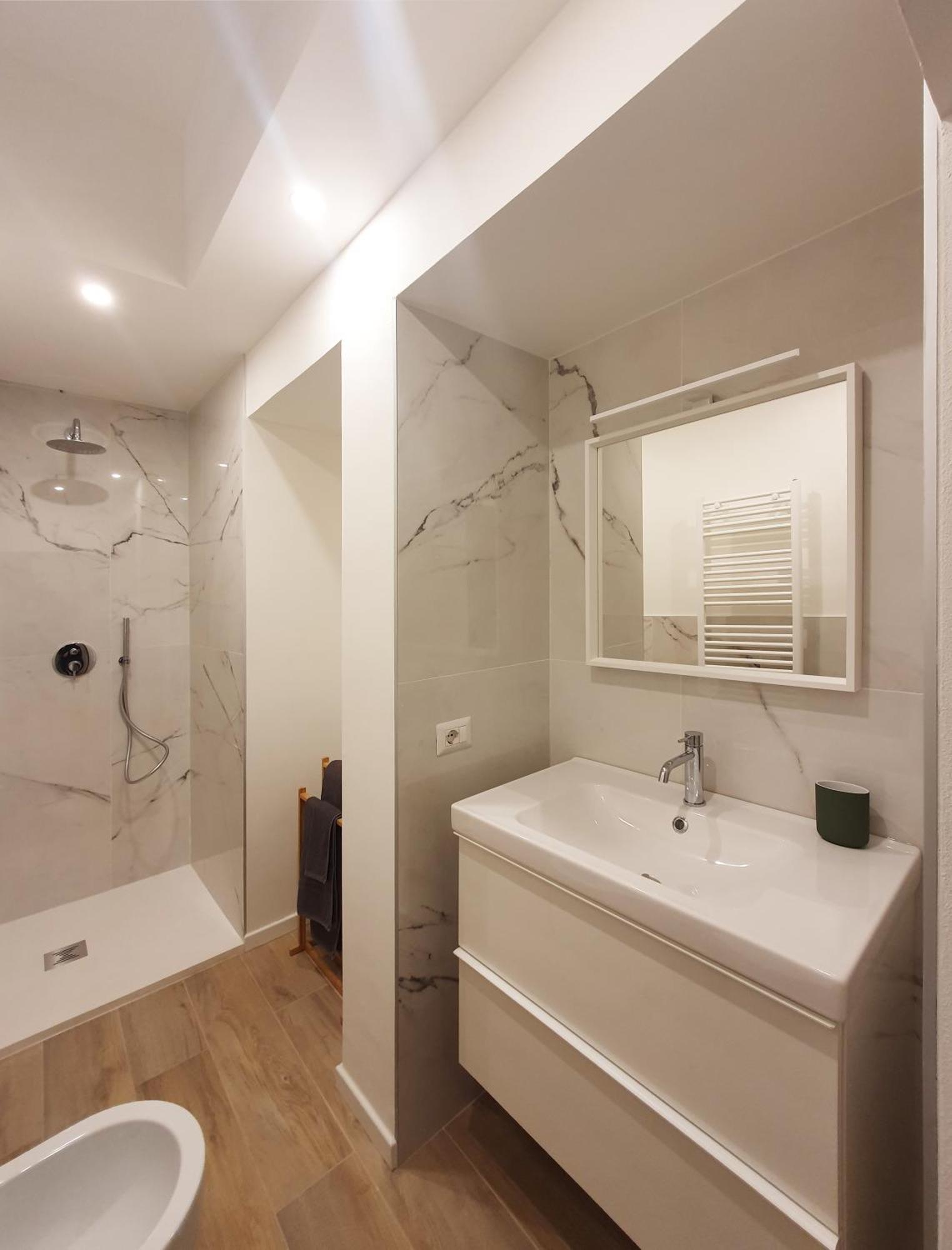 Apartment Via Sant'Alessandro 22 - Sostify Bergamo Bagian luar foto